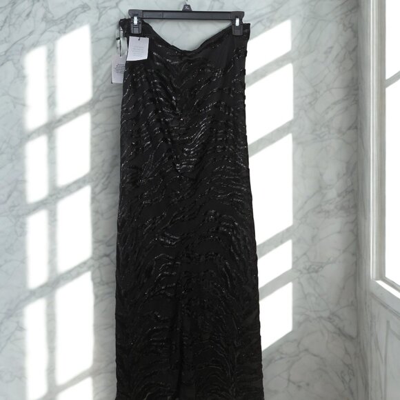 ✨ NBD “The Mira” Black Sequin Maxi Skirt – Elegant Evening Glam ✨ - Picture 1 of 6